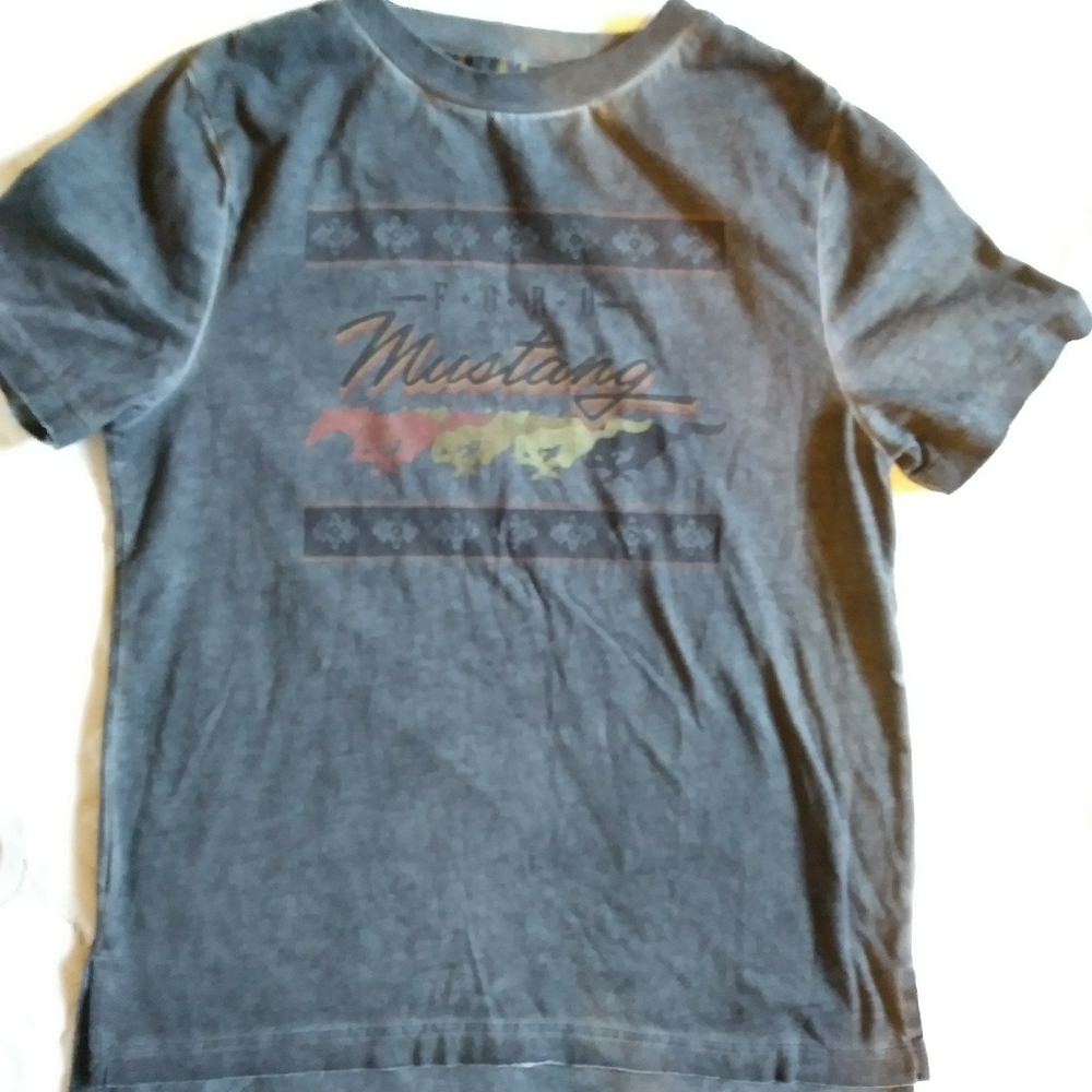 Boys Mustang ford tee shirt 7t